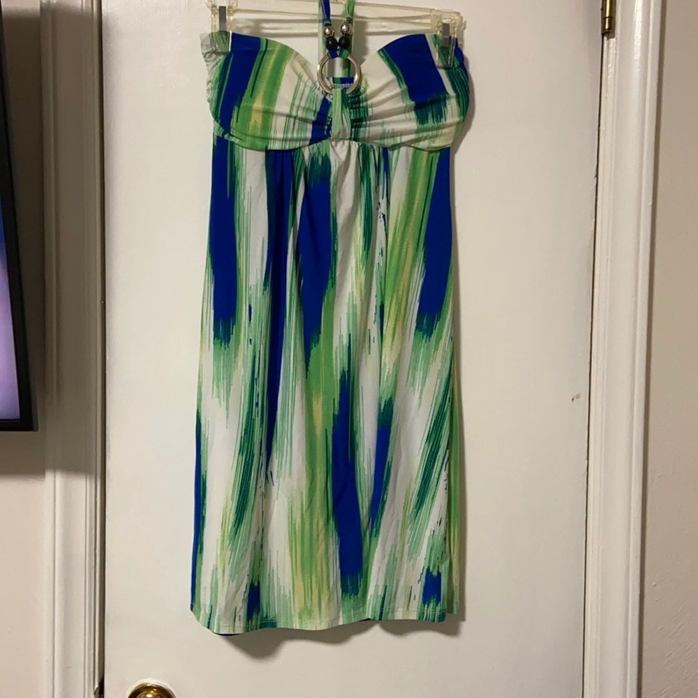 Junior dress size S
